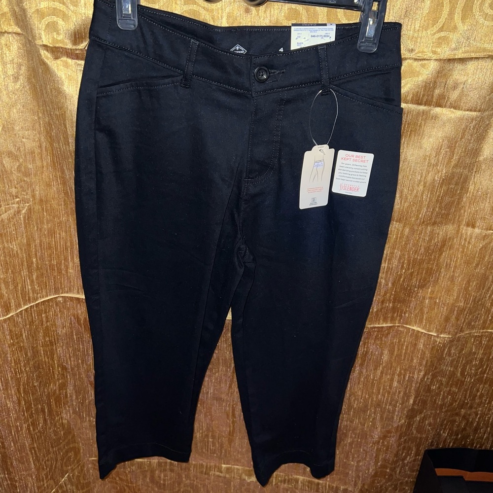 Women capris new